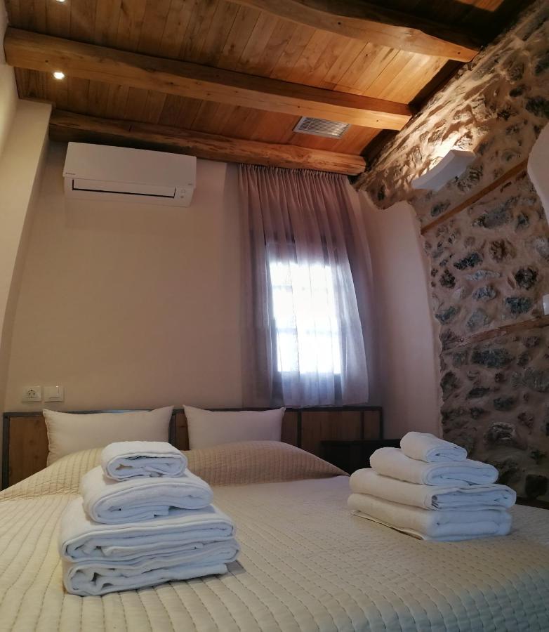 Riverbed Traditional Guest House لِتوخورو الغرفة الصورة